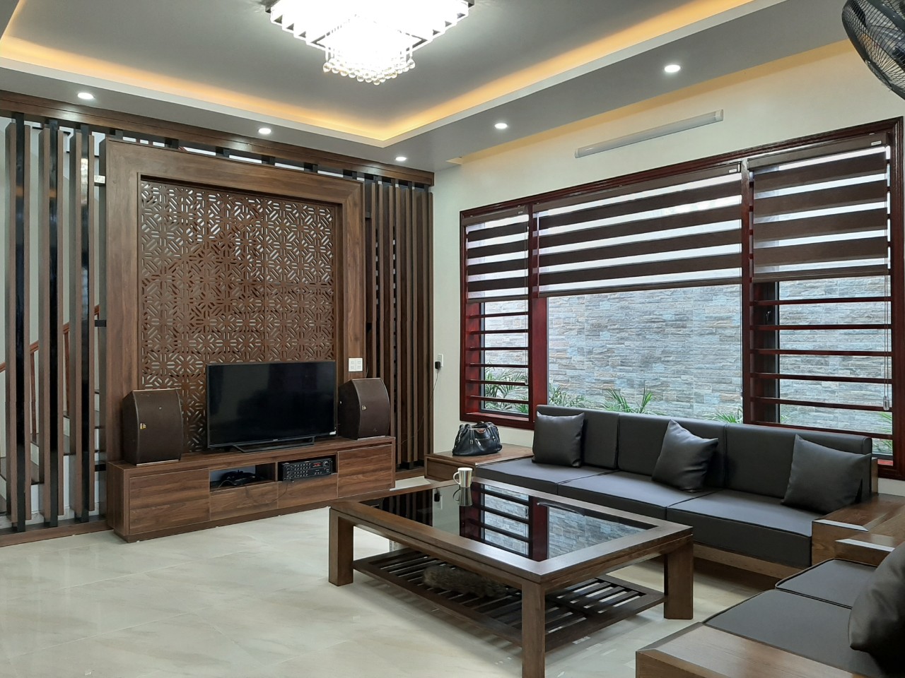 Rèm Cầu Vồng Nâu