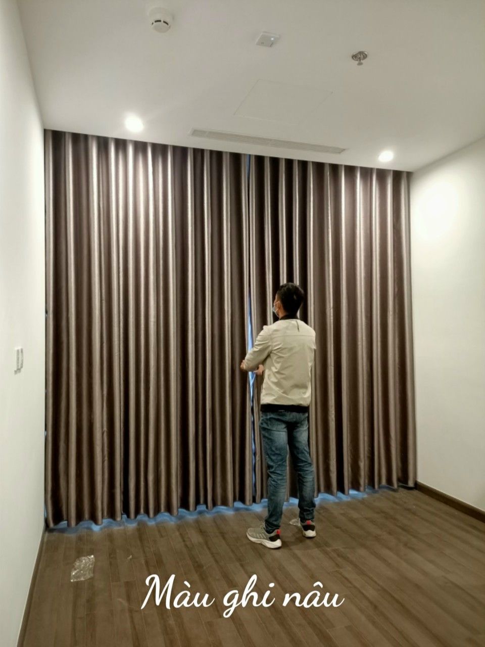 Rèm Cuốn Kết Hợp Rèm Vải Cho Văn Phòng