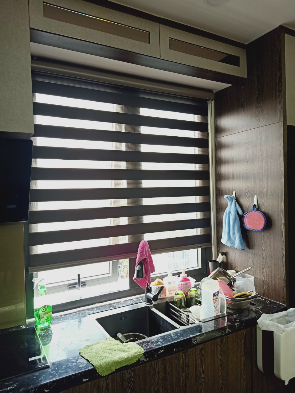 Rèm Cuốn Cầu Vồng